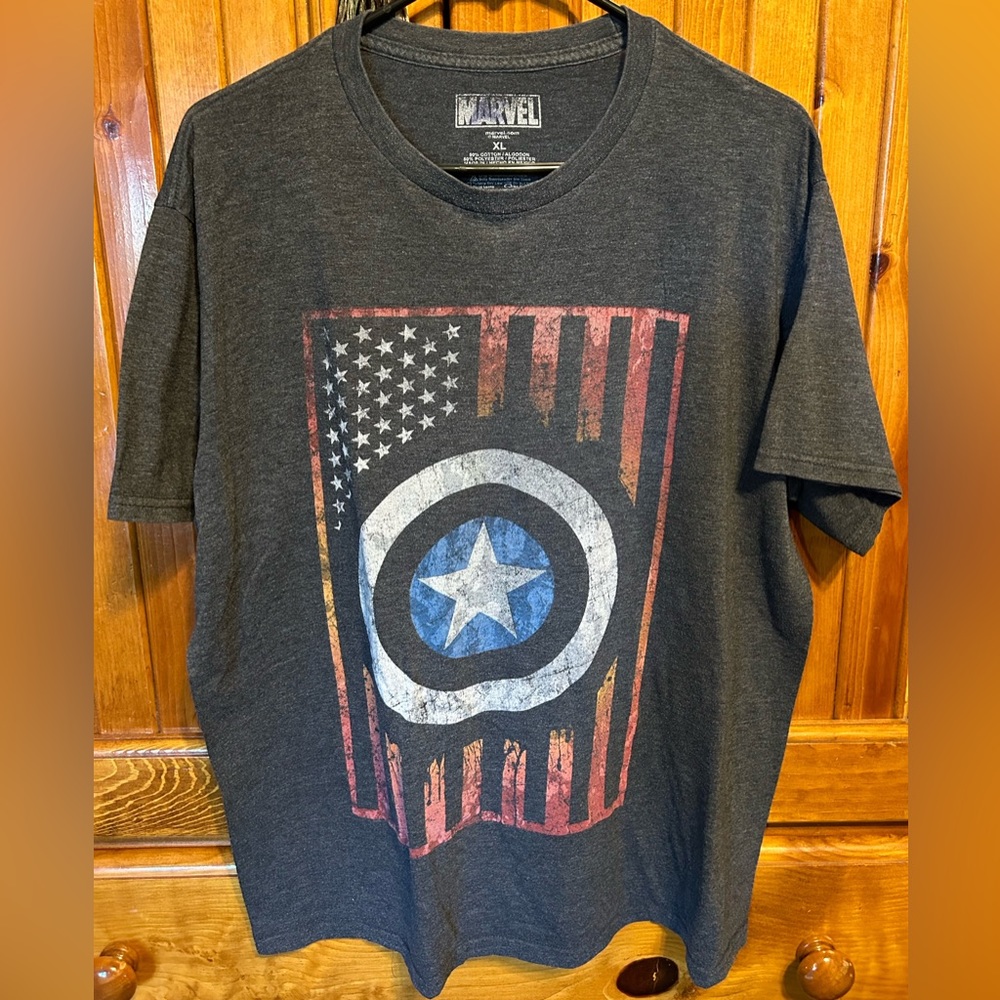 X-Large CAPTAIN AMERICA T-Shirt Marvel Logo